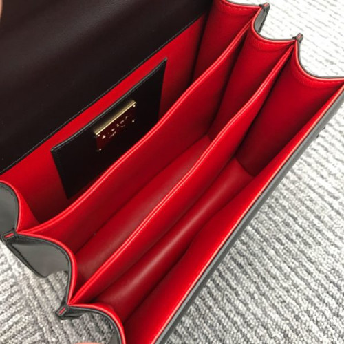 B*l*ai-serpenti-forever-21