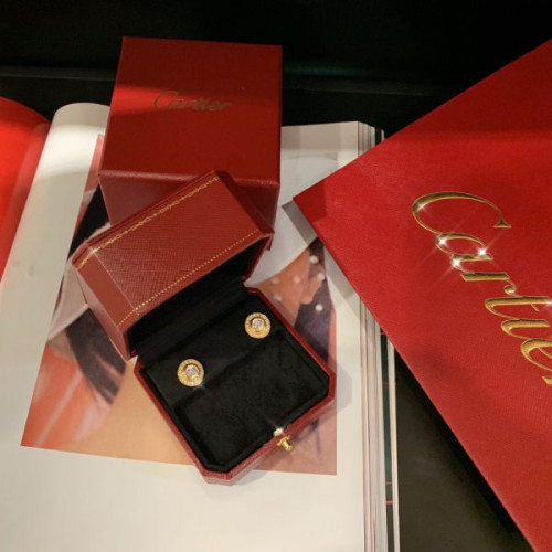 Ca*t*er-earring-7-2-4-2-5-2