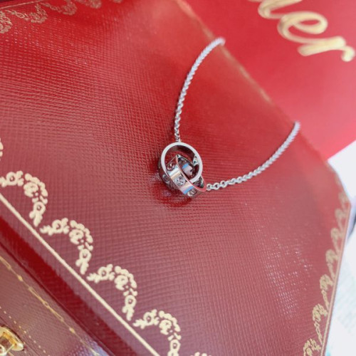 Ca*t*er-ecklace-7-2-4-2-5-2-2