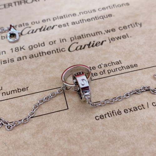 Ca*t*er-ecklace-7-2-4-2-5-2-2