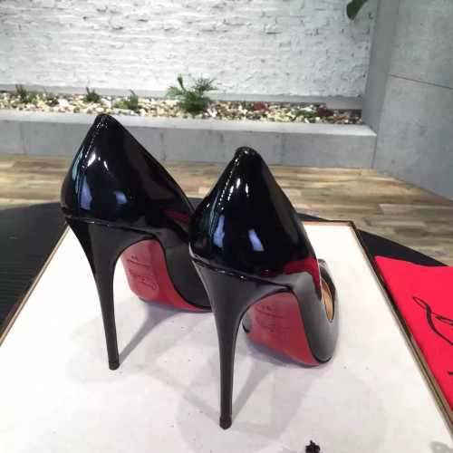 Ch**an-louboutin-shoes