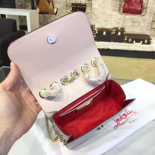 Ch**an-louboutin-shoulder-bag-3