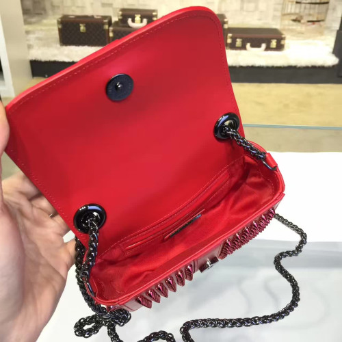 Ch**an-louboutin-shoulder-bag-4