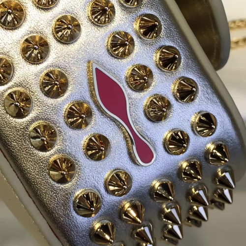 Ch**an-louboutin-shoulder-bag-5