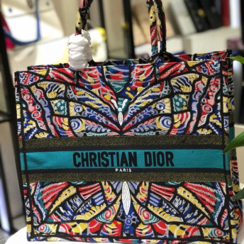 D*or-book-tote-bag-8