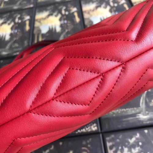 G*u*i-gg-marmont-matelasse-medium-tote-2