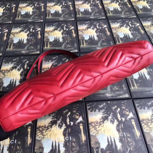 G*u*i-gg-marmont-matelasse-medium-tote-2