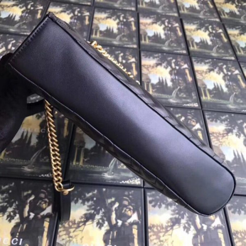 G*u*i-gg-marmont-matelasse-medium-tote-3