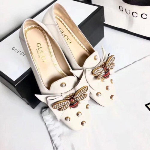 G*u*i-leather-ballet-flat-with-bow-2