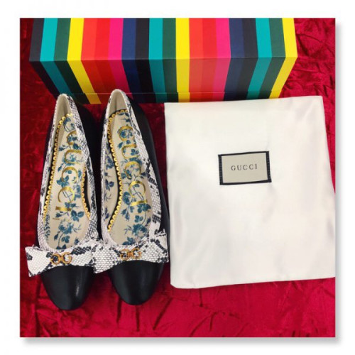 G*u*i-leather-ballet-flat-with-snakeskin-bow-2