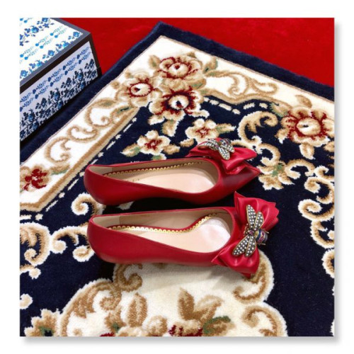 G*u*i-leather-pump-with-bow-3