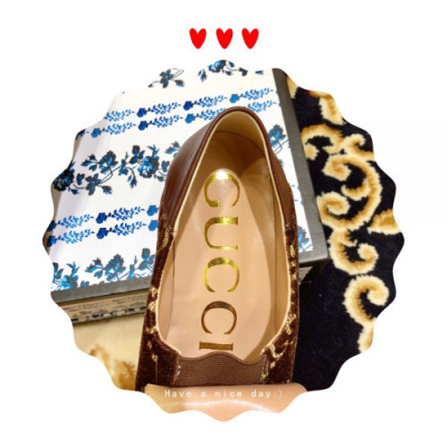 G*u*i-loafer-with-crystals-2