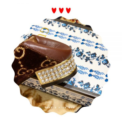 G*u*i-loafer-with-crystals-2