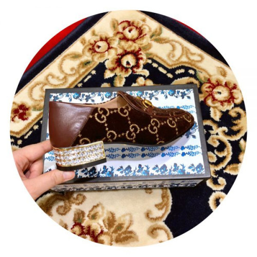 G*u*i-loafer-with-crystals-2