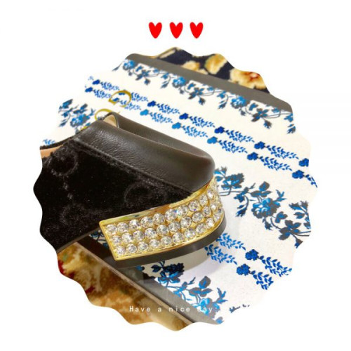 G*u*i-loafer-with-crystals