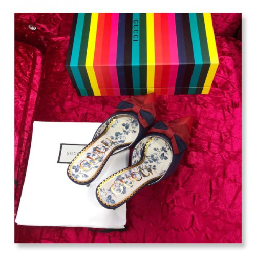 G*u*i-mid-heel-slide-with-web-bow-2