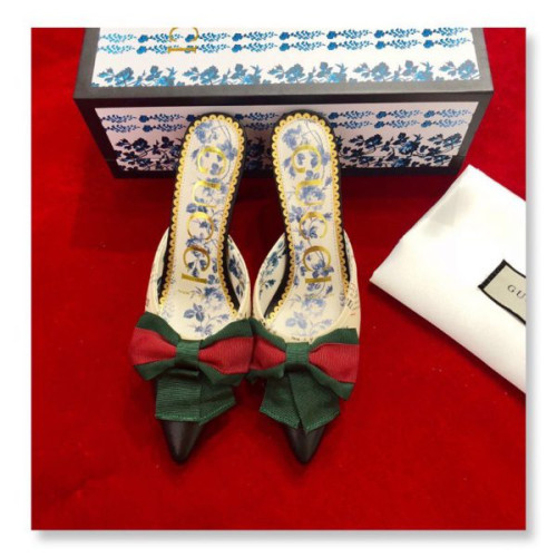 G*u*i-mid-heel-slide-with-web-bow-3