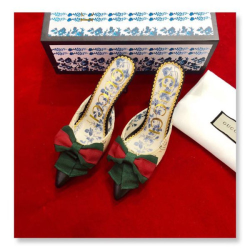 G*u*i-mid-heel-slide-with-web-bow-3