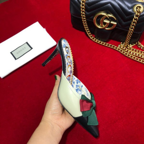 G*u*i-mid-heel-slide-with-web-bow