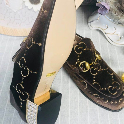 G*u*i-princetown-velvet-slipper-2