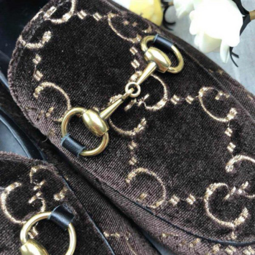 G*u*i-princetown-velvet-slipper-4