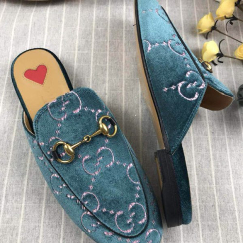 G*u*i-princetown-velvet-slipper-6-replica