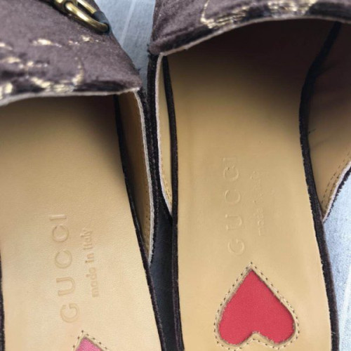 G*u*i-princetown-velvet-slipper-7