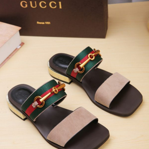 G*u*i-sandal-35
