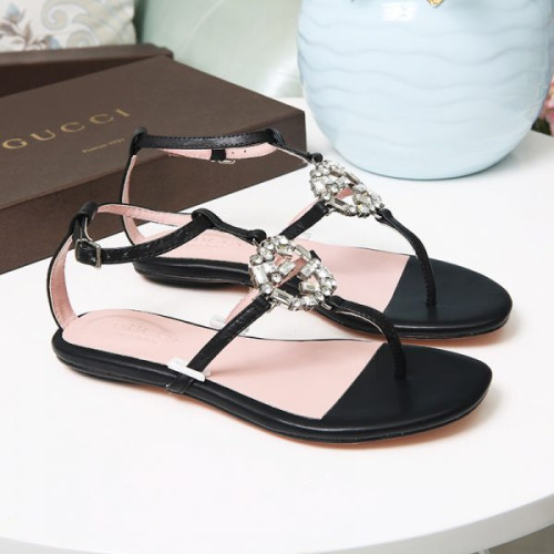 G*u*i-sandal-42