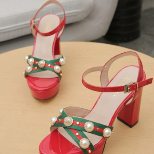 G*u*i-sandal-6