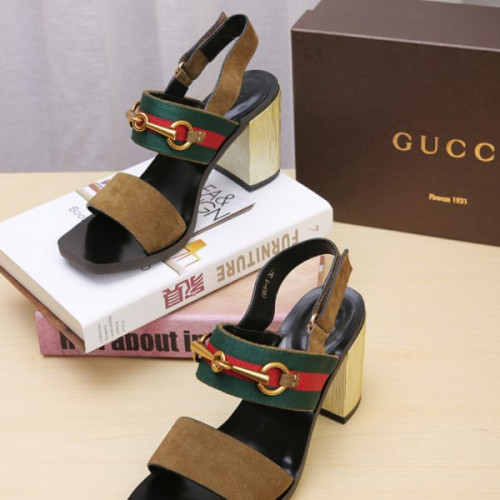 G*u*i-sandal