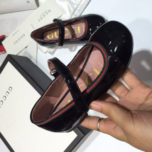 G*u*i-shoes-56-5-5-9-5-16-2-13-12