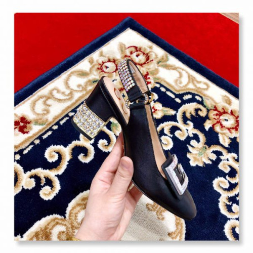 G*u*i-slingback-pump-with-crystal-3