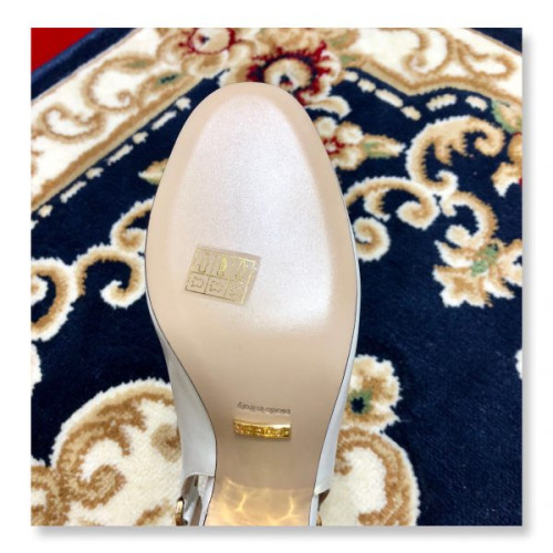 G*u*i-slingback-pump-with-crystal