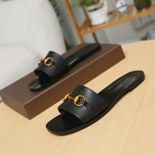G*u*i-slipper-45