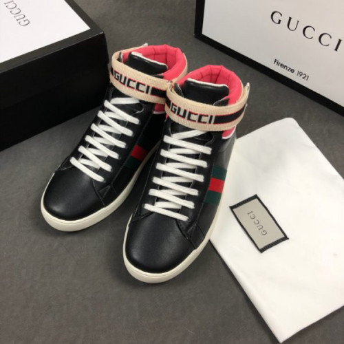 G*u*i-sneaker-2