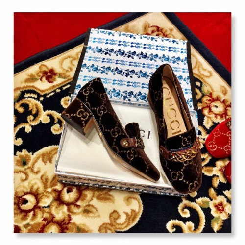 G*u*i-velvet-pump-heel4-5cm-3