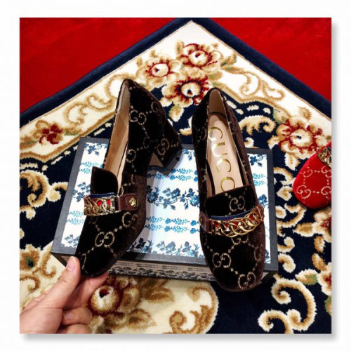 G*u*i-velvet-pump-heel4-5cm-3