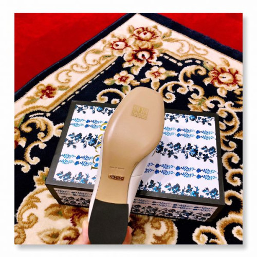 G*u*i-velvet-pump-heel4-5cm-5