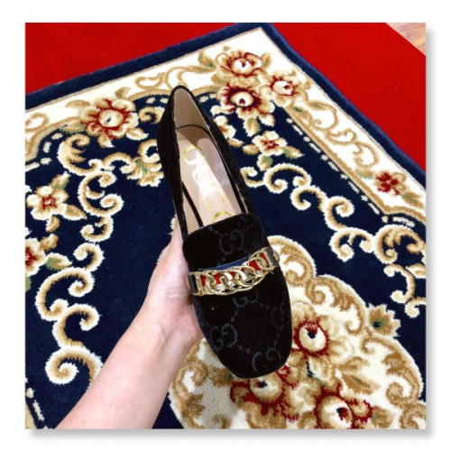 G*u*i-velvet-pump-heel4-5cm