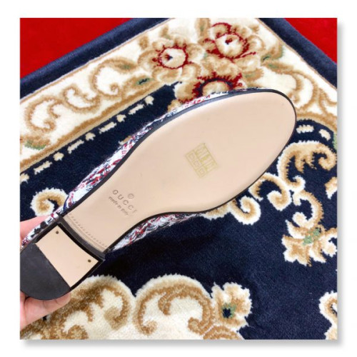 G*u*iu-slipper-11