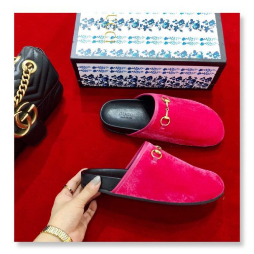 G*u*iu-slipper-17