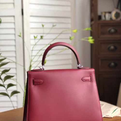 H**mes-kelly-28-5-6-7-2-3-6-4-3-2-4