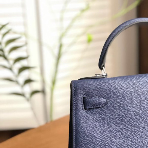 H**mes-kelly-28-5-6-7-2-3-6-4-3-2