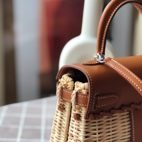 H**mes-kelly-picnic-10