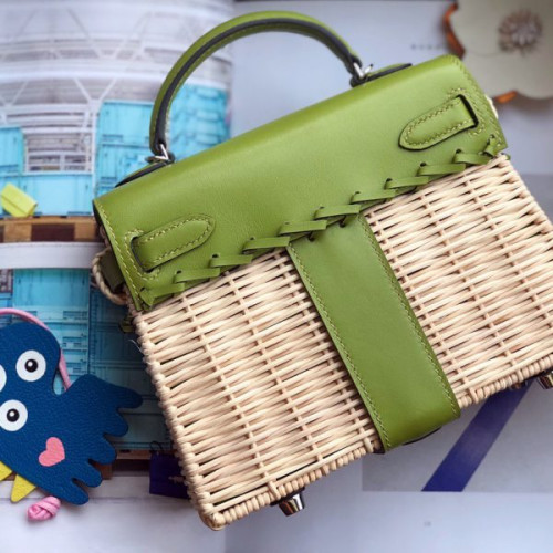 H**mes-kelly-picnic-4