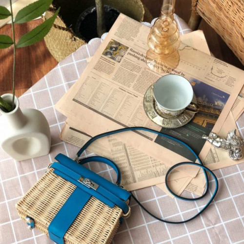 H**mes-kelly-picnic-7