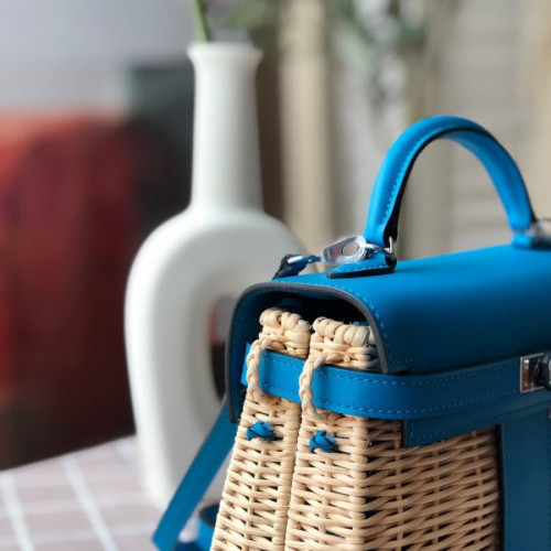 H**mes-kelly-picnic-7