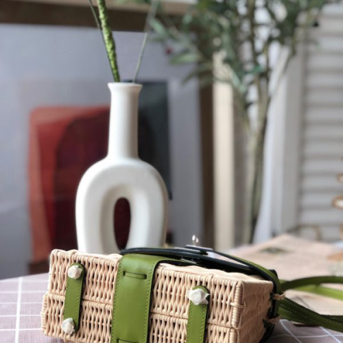 H**mes-kelly-picnic-9