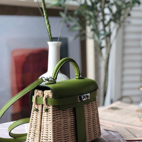 H**mes-kelly-picnic-9